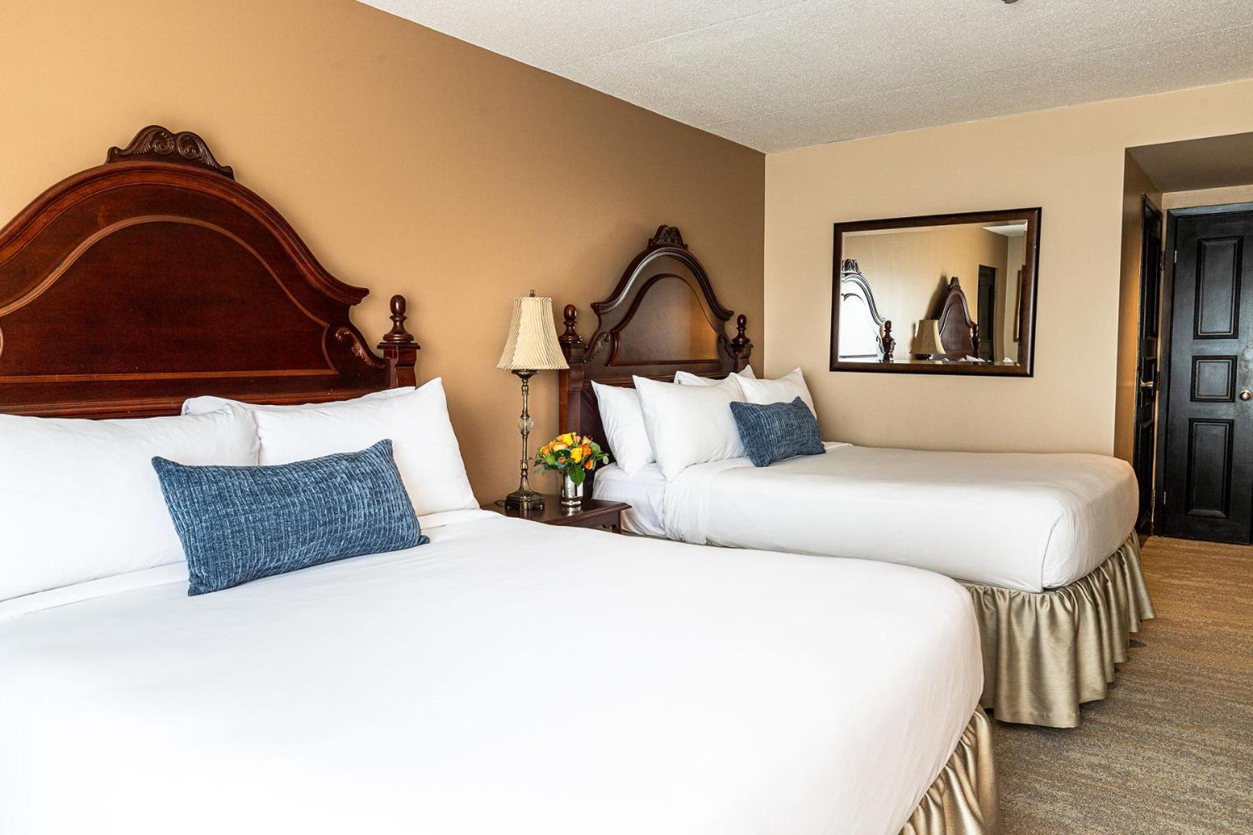 Old Stone Inn Boutique Hotel Niagara Falls Exterior photo