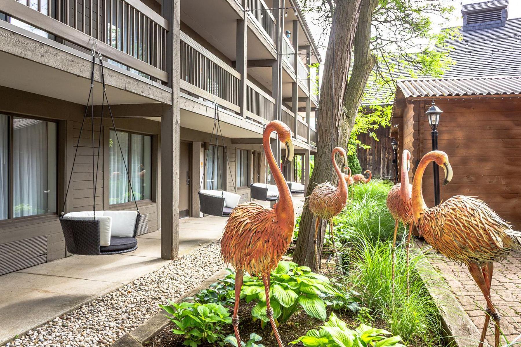 Old Stone Inn Boutique Hotel Niagara Falls Exterior photo